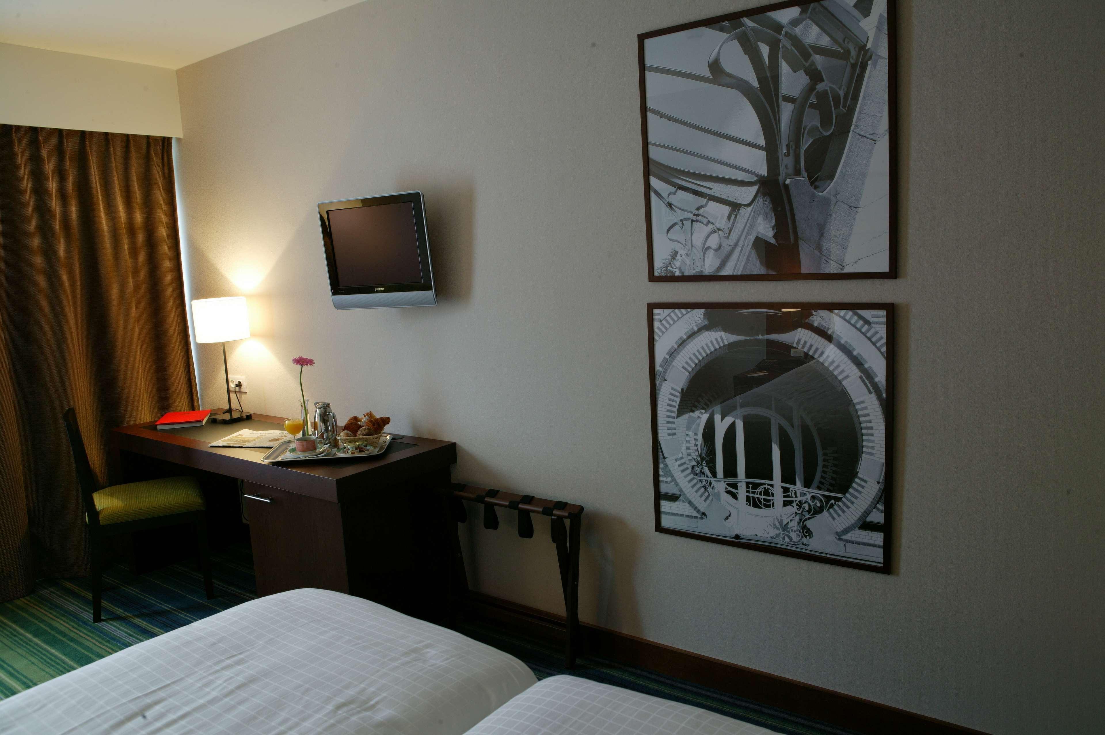 New Hotel Charlemagne Βρυξέλλες Εξωτερικό φωτογραφία