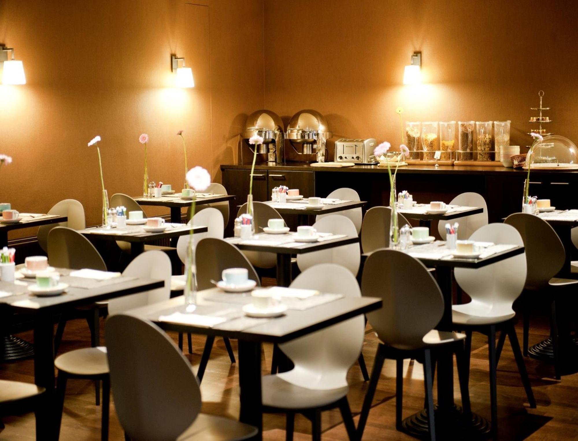 New Hotel Charlemagne Βρυξέλλες Εξωτερικό φωτογραφία