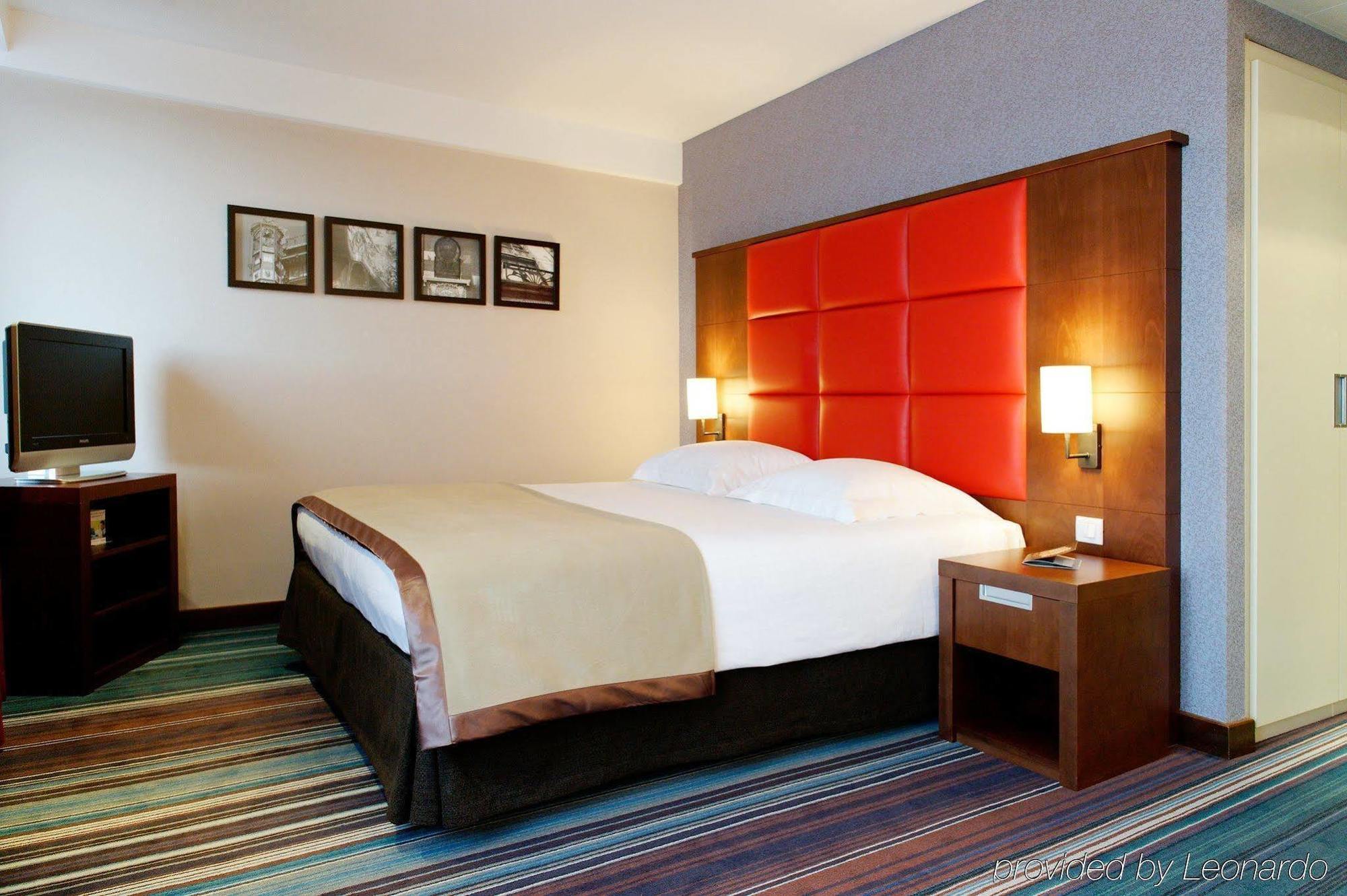 New Hotel Charlemagne Βρυξέλλες Δωμάτιο φωτογραφία